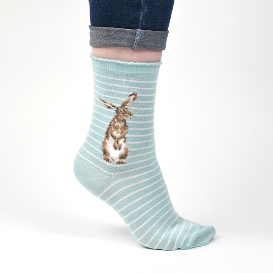 Wrendale 'Hare & the Bee' Hare Socks